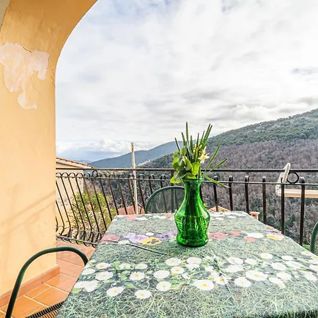 Holiday home Casavacanze Delle Noci