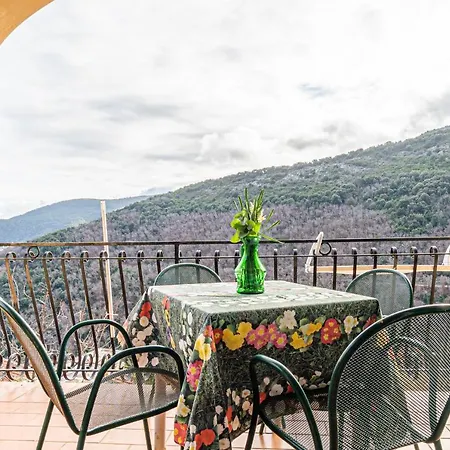 Dom wakacyjny Delle Noci - Goelba